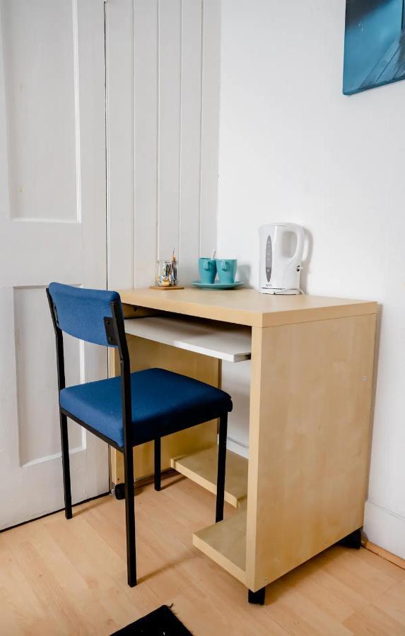Homestay Near Tottenham Hotspur Stadium Лондон Екстер'єр фото